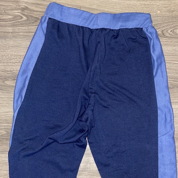 Medium Fashion Nova cropped top & pants set - Picture 8 of 11